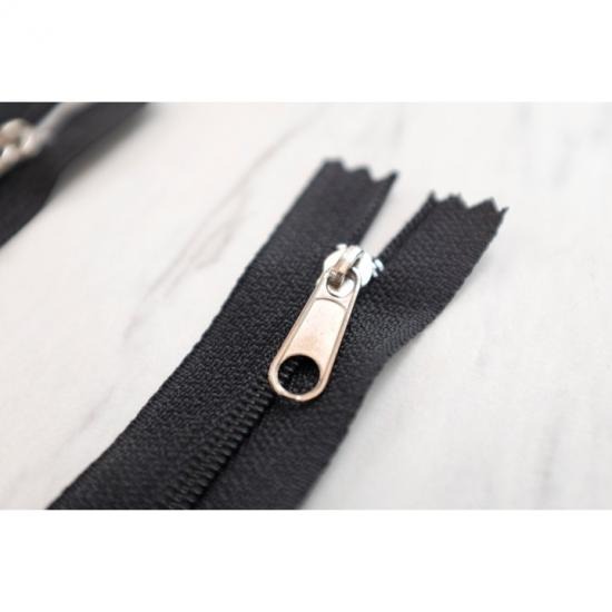 จำหน่ายอุปกรณ์สำหรับตัดเย็บ จำหน่ายอุปกรณ์สำหรับตัดเย็บ 